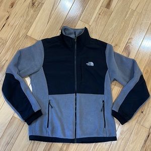North Face Denali fleece zip up in black and gray